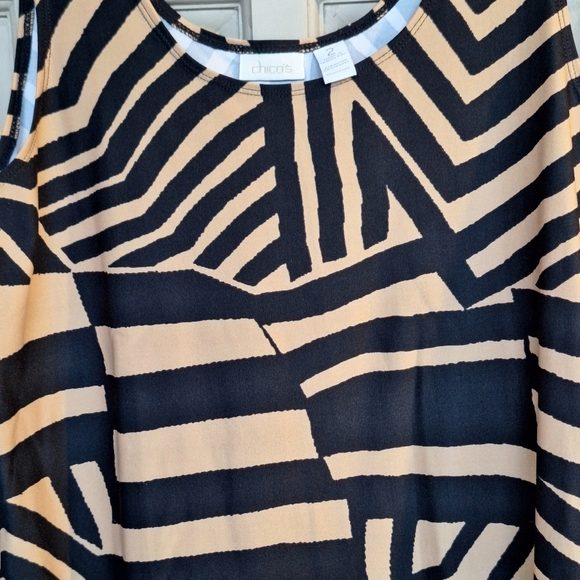 Chico's Tank Top Sz2 Blk/Tan Graphic Print Beautiful Fit Stretchy Knit - Picture 3 of 8